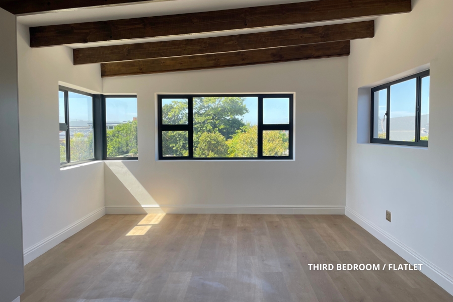 3 Bedroom Property for Sale in Welbedacht Western Cape